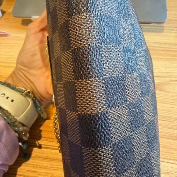 Louis Vuitton Eva Clutch Purse - Picture 16 of 16